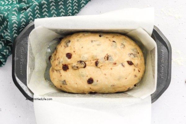 Homemade Cinnamon Raisin Bread Recipe | Best + Easy. Bake the best homemade cinnamon raisin bread with this easy recipe! Soft, fluffy, and packed with sweet cinnamon and juicy raisins. Perfect for breakfast or a snack!