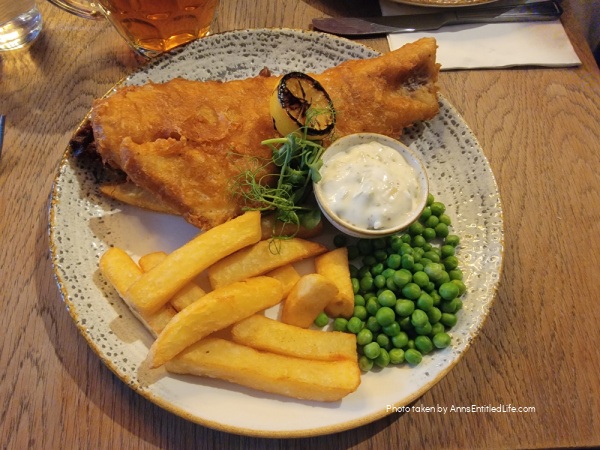 Two Weeks in England. My husband and I explored England for two weeks and enjoyed some must-see attractions and local cuisine. Join me as I recap our English adventure.