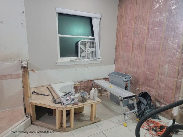 Master Bathroom Renovation - The Demolition | Remodel Tips. Advice on how to prepare for a master bathroom renovation. These were our steps (and some tips) to plan our reno before the work began.