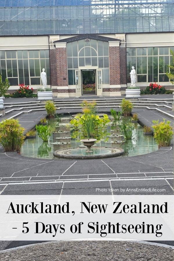 Auckland botanic garden pool