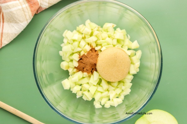 Apple Fritter Bread Recipe. Try this easy apple fritter bread recipe made with fresh apples, ground cinnamon, and a delicious glaze. A cozy treat perfect for breakfast or dessert.