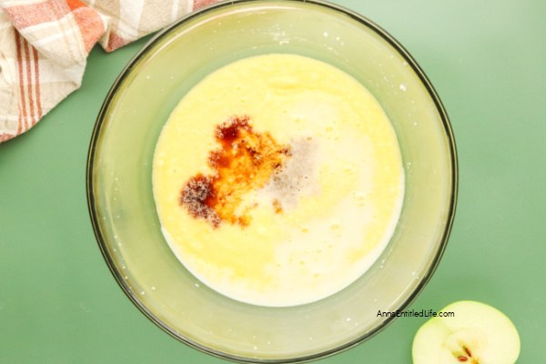 Apple Fritter Bread Recipe. Try this easy apple fritter bread recipe made with fresh apples, ground cinnamon, and a delicious glaze. A cozy treat perfect for breakfast or dessert.