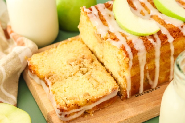 Apple Fritter Bread Recipe. Try this easy apple fritter bread recipe made with fresh apples, ground cinnamon, and a delicious glaze. A cozy treat perfect for breakfast or dessert.