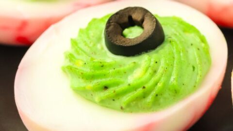 Eyeball Deviled Eggs Recipe for Creepy Halloween Snacks