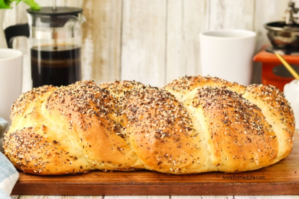 Homemade Everything Bread Recipe: Fresh & Flavorful. Learn how to make delicious everything bread with this simple recipe. It's perfect for breakfast or snacks and packed with savory flavors. Bake it today!