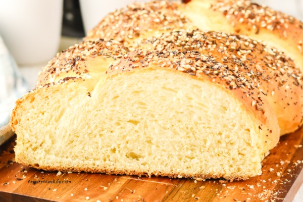 Homemade Everything Bread Recipe: Fresh & Flavorful. Learn how to make delicious everything bread with this simple recipe. It's perfect for breakfast or snacks and packed with savory flavors. Bake it today!