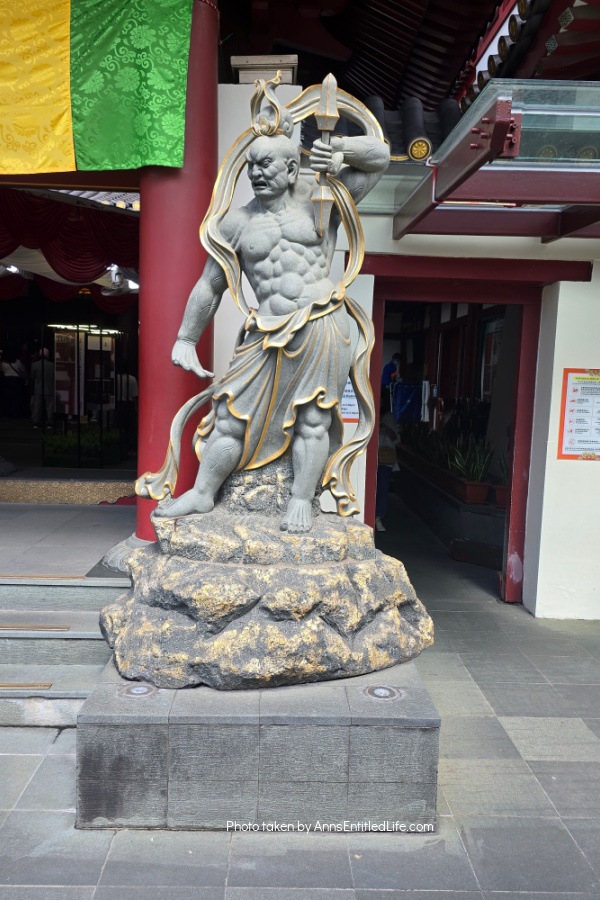 Our Two Days in Singapore: Itinerary & Attractions Our Two Days in Singapore: Itinerary & Attractions. Plan the ultimate 2-day trip to Singapore with must-see attractions, top food spots, and travel tips to make the most of a short city adventure.