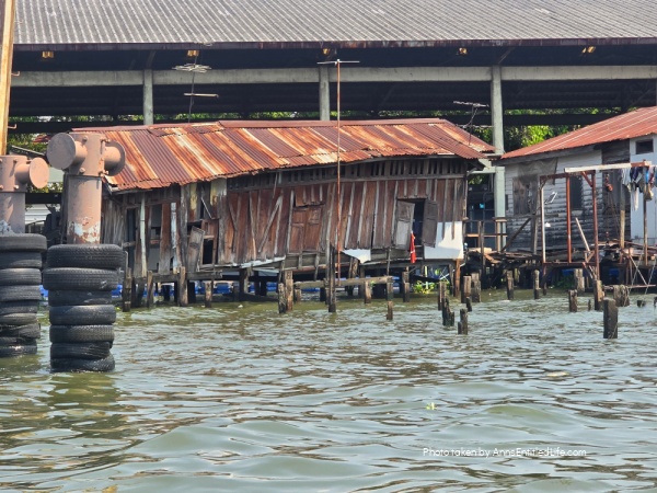 Short Stay in Thailand: Elephants, Food & Cultural Gems. Our short stay in Thailand with attractions, local cuisine, and travel tips. Dive into bustling markets, river life, and cultural highlights on this unforgettable escape.