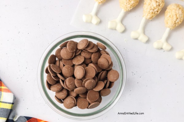 Crispy Turkey Legs: Thanksgiving Treat Recipe. Learn how to make rice crispy turkey legs, a fun and creative Thanksgiving treat. Easy recipe with simple ingredients for a festive, kid-friendly dessert!