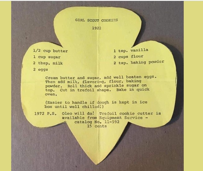 Homemade Trefoil Cookie Disaster. I made the original trefoils Girl Scout cookie recipe so you don't have to. 
