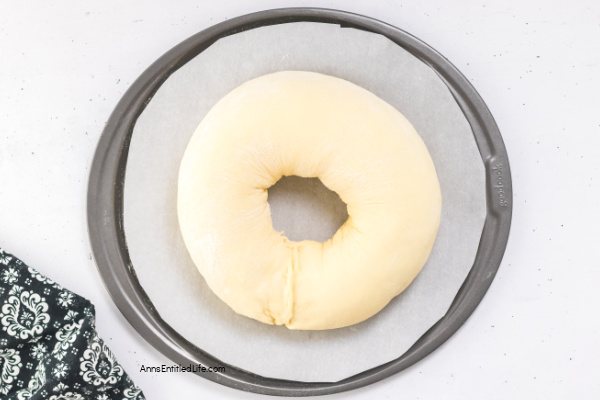 King Cake Recipe: Easy Homemade Mardi Gras Dessert. Make a classic king cake with this simple recipe for Mardi Gras. Includes ingredients list, step-by-step directions, and baking tips for a tasty, festive dessert.