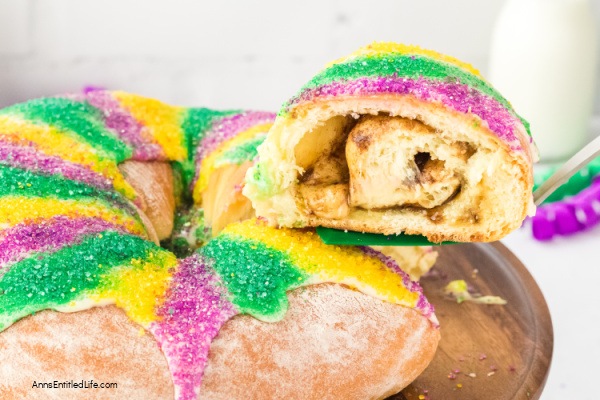 King Cake Recipe: Easy Homemade Mardi Gras Dessert. Make a classic king cake with this simple recipe for Mardi Gras. Includes ingredients list, step-by-step directions, and baking tips for a tasty, festive dessert.