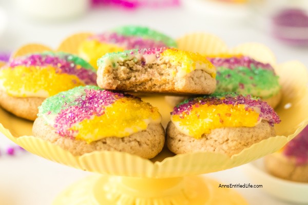 King Cake Cookies Recipe | Mardi Gras Cookie Treats. Soft king cake cookies with cinnamon, icing, and festive colors. A Mardi Gras inspired dessert that is easy to bake and perfect for parties.