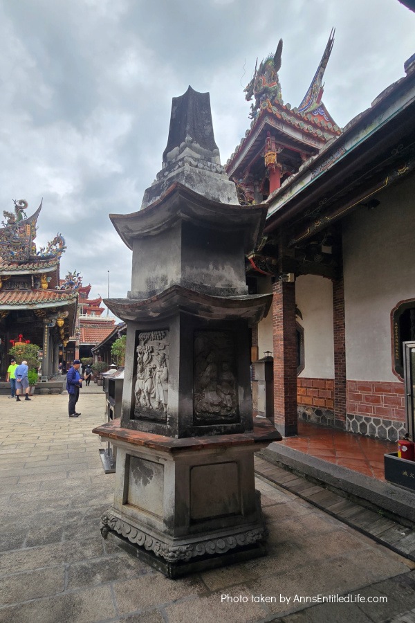 Our One-Day Taiwan Itinerary. A detailed description of our day-trip in Taiwan. The sites and shopping we explored.